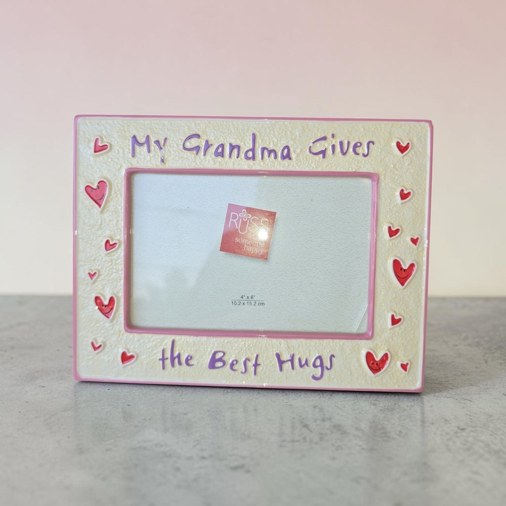 Russ Berrie My Grandma Gives the Best Hugs Ceramic 4x6 Picture Frame Pink Heart